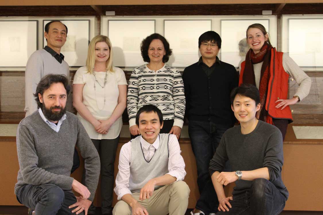 Group photo of lab members from Spring 2017.  Peter, Lindsey, Ela, Qi, Shelby, Rosario, Tho and Tae Hee 